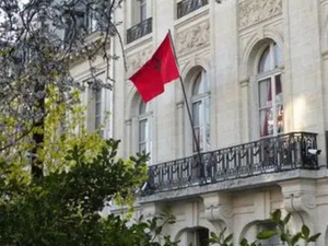 نزار الصغير بطل الإنسانية: استقبال مميز في سفارة المغرب بباريس نزار الصغير بطل الإنسانية: استقبال مميز في سفارة المغرب بباريس