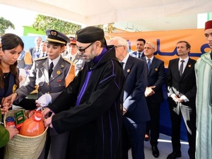 الملك محمد السادس يعزز قيم التكافل والتضامن خلال انطلاقة العملية الوطنية الرمضانية الملك محمد السادس يعزز قيم التكافل والتضامن خلال انطلاقة العملية الوطنية الرمضانية