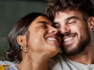 كيف نميّز الحب الصادق؟ كيف نميّز الحب الصادق؟