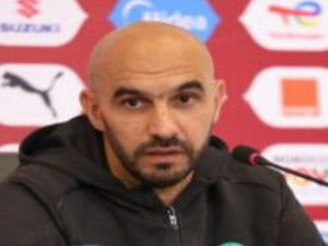 الجامعة الملكية المغربية لكرة القدم تنفي شائعات الانفصال عن وليد الركراكي الجامعة الملكية المغربية لكرة القدم تنفي شائعات الانفصال عن وليد الركراكي