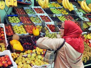 أسعار الخضر في رمضان : طلب موسمي مرتفع واضطرابات مناخية تعمق الضغوط على السوق أسعار الخضر في رمضان : طلب موسمي مرتفع واضطرابات مناخية تعمق الضغوط على السوق