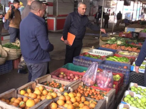 بايتاس: أزيد من 43 ألف عملية مراقبة تسفر عن ضبط 4038 مخالفة وحجز 273 طناً من المواد غير الصالحة بايتاس: أزيد من 43 ألف عملية مراقبة تسفر عن ضبط 4038 مخالفة وحجز 273 طناً من المواد غير الصالحة