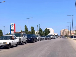 مدينة طنجة تواجه اختناقا مروريا قبيل الإفطار… دعوات لإيجاد حلول لتخفيف الضغط على الطرق