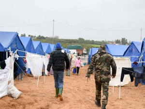 الوقاية المدنية تخصص 10.8 مليون درهم لتجهيز مخزونها الاحتياطي بـ 120 خيمة جماعية. الوقاية المدنية تخصص 10.8 مليون درهم لتجهيز مخزونها الاحتياطي بـ 120 خيمة جماعية.