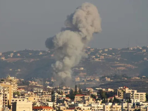 الشرق الأوسط مشتعِل : تصعيد عسكري واسع بين إسرائيل وحزب الله وإيران الشرق الأوسط مشتعِل : تصعيد عسكري واسع بين إسرائيل وحزب الله وإيران