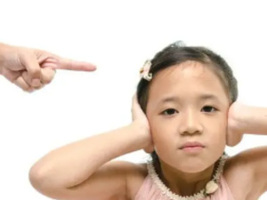 آثار العقوبات النفسية على الأطفال… الأضرار، الأسباب وسبل الوقاية