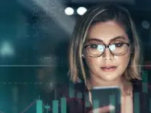 هل نحن مدمنون على الإشعارات؟ عندما تسرق التكنولوجيا تركيزنا هل نحن مدمنون على الإشعارات؟ عندما تسرق التكنولوجيا تركيزنا