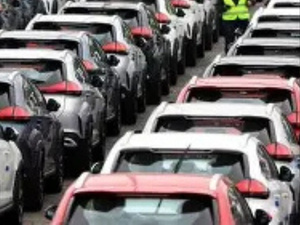 السيارات الصينية تغزو الأسواق: فرصة أم تهديد؟ السيارات الصينية تغزو الأسواق: فرصة أم تهديد؟