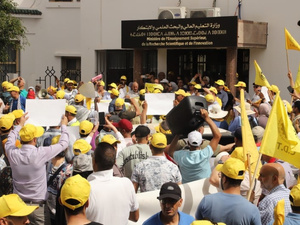 احتقان في التعليم العالي.. إضراب الأساتذة الباحثين يختبر جدية الحوار الحكومي احتقان في التعليم العالي.. إضراب الأساتذة الباحثين يختبر جدية الحوار الحكومي