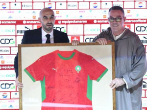 فوزي لقجع يشيد بعمل وليد الركراكي خلال قيادته للمنتخب الوطني فوزي لقجع يشيد بعمل وليد الركراكي خلال قيادته للمنتخب الوطني