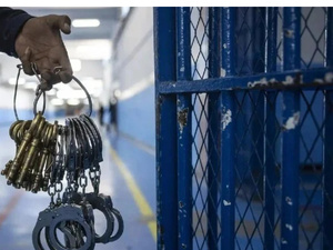 عائلات إسبانية تطالب بنقل أبنائها المحكوم عليهم في المغرب إلى السجون الإسبانية عائلات إسبانية تطالب بنقل أبنائها المحكوم عليهم في المغرب إلى السجون الإسبانية