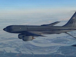 تحطم طائرة أمريكية للتزود بالوقود في غرب العراق ومقتل أربعة من الطاقم تحطم طائرة أمريكية للتزود بالوقود في غرب العراق ومقتل أربعة من الطاقم