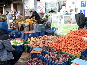 ارتفاع أسعار الخضر والفواكه في المغرب خلال رمضان يثير القلق ويطرح تساؤلات حول تنظيم السوق