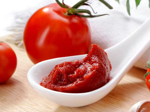 معجون الطماطم: هل هو خيار صحي أم منتج مُعالج يجب الحذر منه؟ معجون الطماطم: هل هو خيار صحي أم منتج مُعالج يجب الحذر منه؟