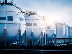 مجلس المنافسة يدرس إنشاء مخزون استراتيجي وطني للمواد البترولية