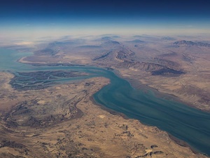 تقرير Atalayar: المغرب شريك مستقر في ظل التوترات الجيو-سياسية العالمية تقرير Atalayar: المغرب شريك مستقر في ظل التوترات الجيو-سياسية العالمية