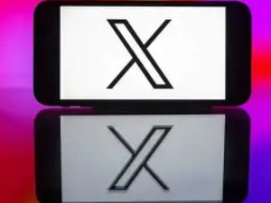 قضية Grok AI: ثلاث مراهقات يرفعن دعوى ضد xAI بسبب انتهاك الخصوصية بالصور المزيفة