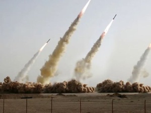 أكثر من 400 صاروخ إيراني يضرب إسرائيل وسط تزايد الخسائر