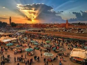 المغرب يجذب السياح الروس ويعزز موقعه كوجهة عالمية المغرب يجذب السياح الروس ويعزز موقعه كوجهة عالمية