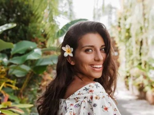 7 طرق فعالة لترطيب البشرة الجافة خلال فصل الربيع والحفاظ على نضارتها