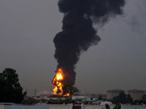 قتيلان و3 مصابين إثر اعتراض صاروخ بالستي في أبوظبي