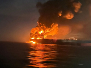 تركيا تؤكد استهداف ناقلة نفط بمسيرة بحرية في البحر الأسود