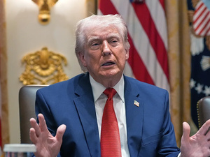 بين التفاوض والتصعيد : تهديد أمريكي بمحو البنية الطاقية لإيران بين التفاوض والتصعيد : تهديد أمريكي بمحو البنية الطاقية لإيران