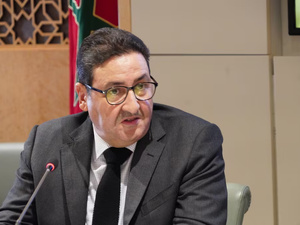 المنتدى الدولي للنقل بسانت بطرسبورغ : قيوح يبحث تعزيز التعاون في النقل مع نظيره الروسي المنتدى الدولي للنقل بسانت بطرسبورغ : قيوح يبحث تعزيز التعاون في النقل مع نظيره الروسي