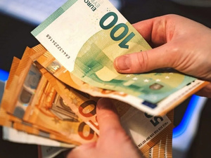 تحويلات المغاربة بالخارج ترتفع إلى 18,54 مليار درهم في فبراير 2026