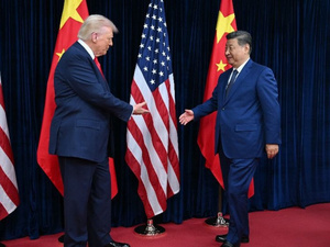 الصين تحمل أمريكا وإسرائيل مسؤولية الأزمة وقلق عالمي من شلل التجارة النفطية الصين تحمل أمريكا وإسرائيل مسؤولية الأزمة وقلق عالمي من شلل التجارة النفطية