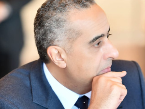 ترقية استثنائية لشرطي ضحية دهس عمدي تقديراً لتضحيته المهنية ترقية استثنائية لشرطي ضحية دهس عمدي تقديراً لتضحيته المهنية