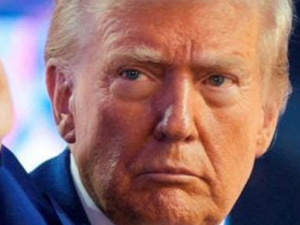 ترامب يعلن إنقاذ الطيار الأميركي الثاني في إيران ويشيد بـ”أجرأ عملية” ترامب يعلن إنقاذ الطيار الأميركي الثاني في إيران ويشيد بـ”أجرأ عملية”