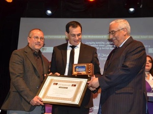 تكريم خالد النقري في مهرجان مكناس للدراما: مسار مهني ملهم ورسائل قوية حول جودة الإنتاج الفني بالمغرب