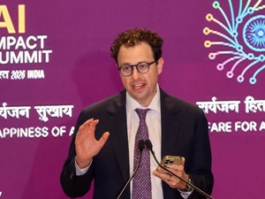 شركة Anthropic تتجاوز OpenAI في الإيرادات: سباق الذكاء الاصطناعي يدخل مرحلة جديدة شركة Anthropic تتجاوز OpenAI في الإيرادات: سباق الذكاء الاصطناعي يدخل مرحلة جديدة