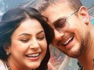 ​سعد لمجرد يحقق رقماً قياسياً جديداً بأغنية “بزاف” على يوتيوب