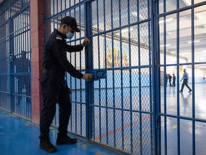 توضيح رسمي ينفي مزاعم حرمان سجين من العلاج بسجن طاطا