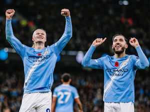 مانشستر سيتي يضرب بقوة أمام تشيلسي ويعيد إشعال سباق لقب البريميرليغ مانشستر سيتي يضرب بقوة أمام تشيلسي ويعيد إشعال سباق لقب البريميرليغ