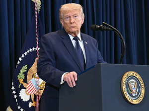 ترامب : طهران تبدي استعدادها للتخلي عن اليورانيوم المخصب ترامب : طهران تبدي استعدادها للتخلي عن اليورانيوم المخصب