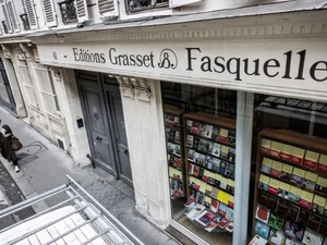 أزمة دار “غراسيه” الفرنسية تتصاعد: بولوريه يتحدى مقاطعة الكتّاب ويؤكد مواصلة النشر بأصوات جديدة أزمة دار “غراسيه” الفرنسية تتصاعد: بولوريه يتحدى مقاطعة الكتّاب ويؤكد مواصلة النشر بأصوات جديدة