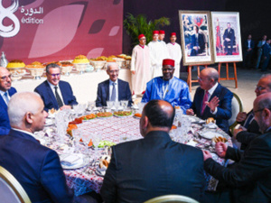 مأدبة ملكية بمكناس تحتفي بتميّز الفاعلين في الملتقى الدولي للفلاحة بالمغرب وتكرّس رهانات الأمن الغذائي مأدبة ملكية بمكناس تحتفي بتميّز الفاعلين في الملتقى الدولي للفلاحة بالمغرب وتكرّس رهانات الأمن الغذائي