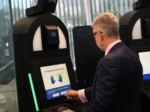 "مرحبا 2026" تدخل عصر الرقمنة.. اسبانيا تعتمد أنظمة بيومترية لتسهيل عبور المسافرين "مرحبا 2026" تدخل عصر الرقمنة.. اسبانيا تعتمد أنظمة بيومترية لتسهيل عبور المسافرين