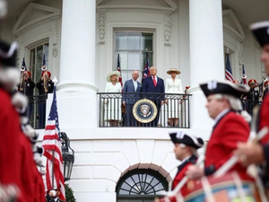 الملك تشارلز يمازح ترامب في البيت الأبيض: “لولانا لكنتم تتحدثون الفرنسية”