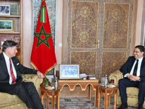 الولايات المتحدة تجدد اعترافها بسيادة المغرب على الصحراء وتدعم مبادرة الحكم الذاتي الولايات المتحدة تجدد اعترافها بسيادة المغرب على الصحراء وتدعم مبادرة الحكم الذاتي