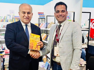 الصحفي والشاعر محمد حميدة يوقع كتاب القاهرة مراكش وديوان معجم الجنة بمعرض الرباط الدولي للكتاب