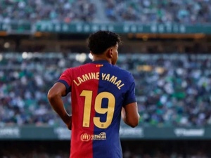 لامين يامال يقترب من العودة ويطمئن برشلونة وإسبانيا