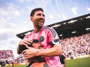 28 مليون دولار سنوياً... ميسي يحطم الأرقام القياسية مجدداً في أمريكا.