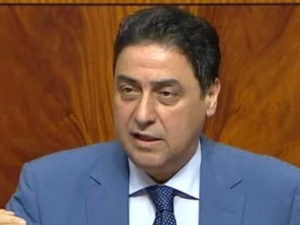 الرقمنة والنقل واللوجستيك.. رهان استراتيجي لتعزيز تنافسية التجارة الخارجية المغربية الرقمنة والنقل واللوجستيك.. رهان استراتيجي لتعزيز تنافسية التجارة الخارجية المغربية