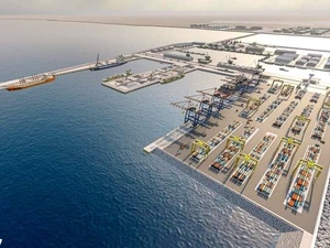ميناء الداخلة الأطلسي يجذب اهتمام إسبانيا.. وفد رفيع يستكشف فرص التعاون البحري واللوجستي مع المغرب