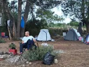 “رحلات الشفاء”.. موجة جديدة بين المغاربة للتخلص من الضغط عبر الصراخ والضحك في الطبيعة