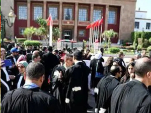 توتر بين وزير العدل وهيئات المحامين بالمغرب وإعلان إضراب وطني لمدة أسبوع